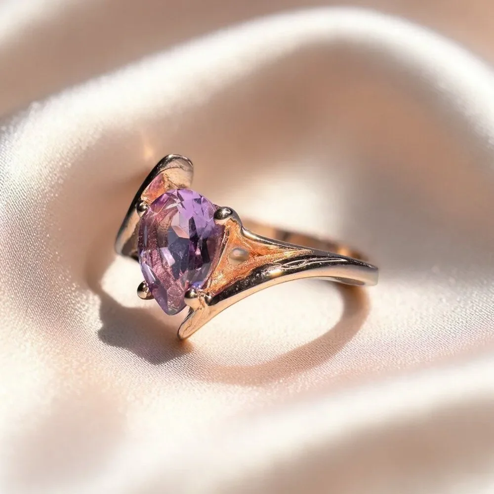 ESTATE- 10K Rose Gold Amethyst Ring -Solitaire Bypass -Size 6 -Pear Cut - 2.2g
